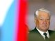 Foto : Boris Jelcin
Boris Nikolayevich Yeltsin (Russian: Бори́с Никола́евич Е́льцин (help�info)) (February 1, 1931 � April 23, 2007[1]) was the first President of the Russian Federation from 1991 to 1999. The Yeltsin era was a dramatic period in Russian history � a period marked by revolutionary political change, restoration of democracy - together with enormous political and social problems, one of them being open widespread corruption.

In June 1991 Yeltsin came to power on a wave of high expectations for change and disillusionment with the Communist rule. On June 12 Yeltsin was elected president of the Russian Soviet Federated Socialist Republic with 57% of the vote, becoming the first popularly elected president in Russian history. But Yeltsin never recovered his popularity after endorsing radical economic reforms in early 1992 (see Russian economic reform in the 1990s), which were widely blamed by his opponents for deteriorating the living standards of most of the Russian population. By the time he left office, Yeltsin was a deeply unpopular figure in Russia, with an approval rating as low as two percent by some estimates.[2]

Following the dissolution of Soviet Union in December 1991, Yeltsin�vowing to transform Russia's socialist planned economy into a capitalist market economy�endorsed a program of 