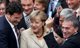 Foto : The German chancellor, Angela Merkel, prepares to vote on the eurozone bailout fund. Photograph: Thomas Peter/Reuters
