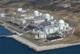 Foto : In this aerial photo taken April 22, 2012, three reactors, from left, No. 1, No. 2 and No. 3, are seen at the Tomari Nuclear Power Plant, operated by Hokkaido Electric Power Co., in Tomari in Japan's northernmost main island of Hokkaido. AP photo